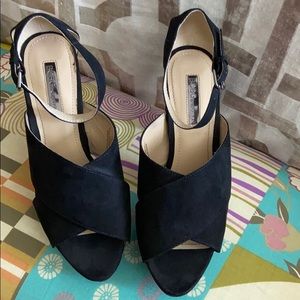 BCBG Black Straps pumps